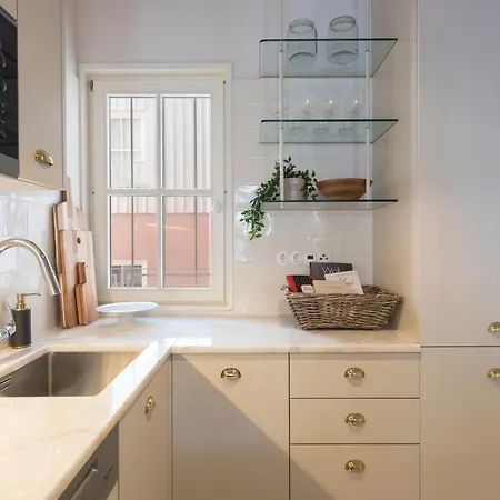 公寓 Mouzinho Luxury 3br Flat L 5 Min Walk To Ribeira By Lovelystay 波尔图