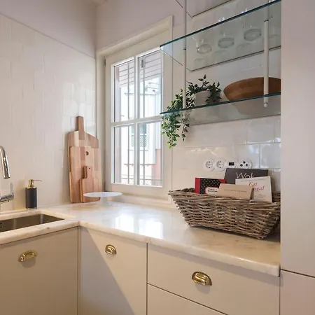 Mouzinho Luxury 3br Flat L 5 Min Walk To Ribeira By Lovelystay ポルト