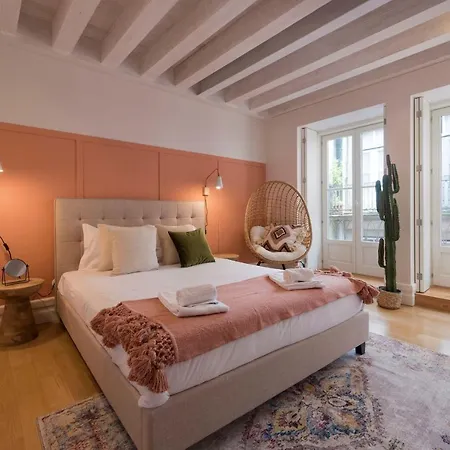 Mouzinho Luxury 3br Flat L 5 Min Walk To Ribeira By Lovelystay アパート *
