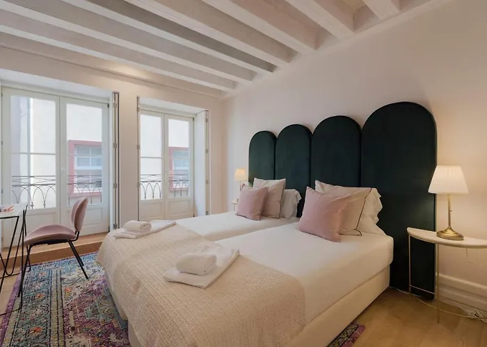 Mouzinho Luxury 3br Flat L 5 Min Walk To Ribeira By Lovelystay ポルト