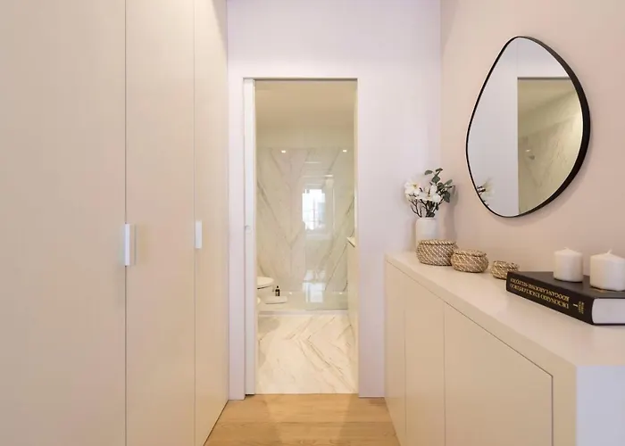 Appartement Mouzinho Luxury 3br Flat L 5 Min Walk To Ribeira By Lovelystay Porto